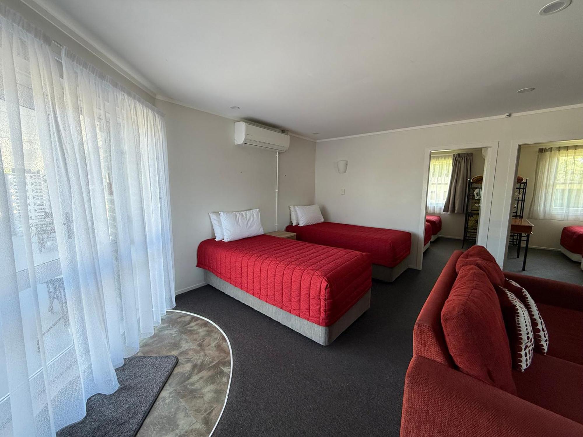 Cleveland Thermal Motel Rotorua Exterior photo